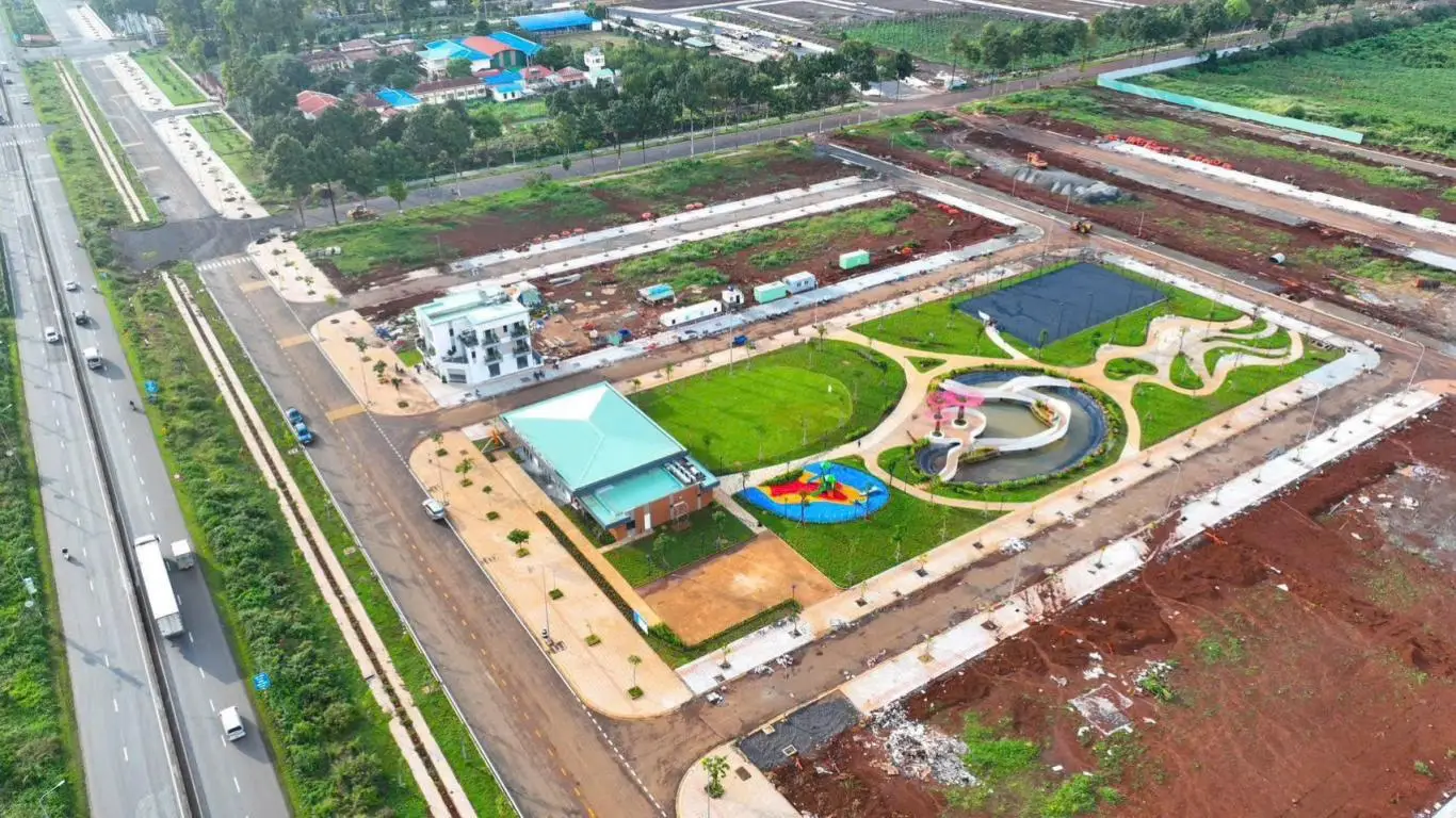 tiến độ the link city